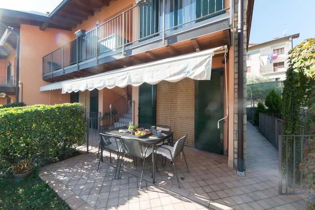 Un Angolo Di Relax Tavernola Bergamasca Exterior foto
