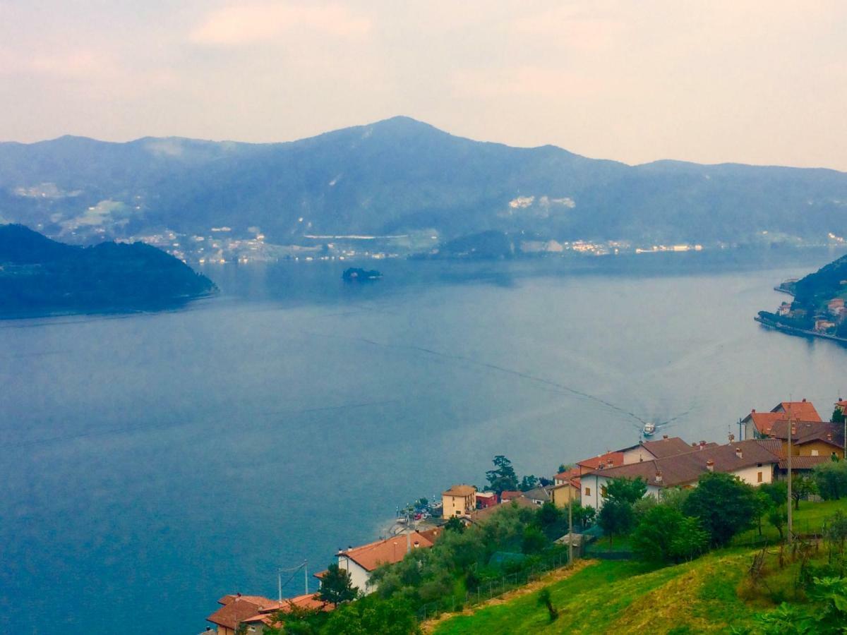 Un Angolo Di Relax Tavernola Bergamasca Exterior foto
